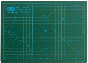 KRAF KESİM TABLASI CUTTING MAT A4 30x22 3004G